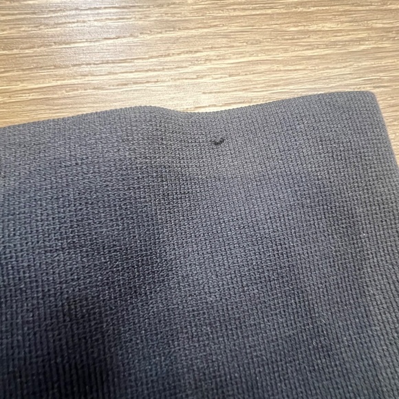 Spanx Look at Me Now Seamless Leggings, Black, Sz M, Double Layer Waistband - Picture 8 of 9